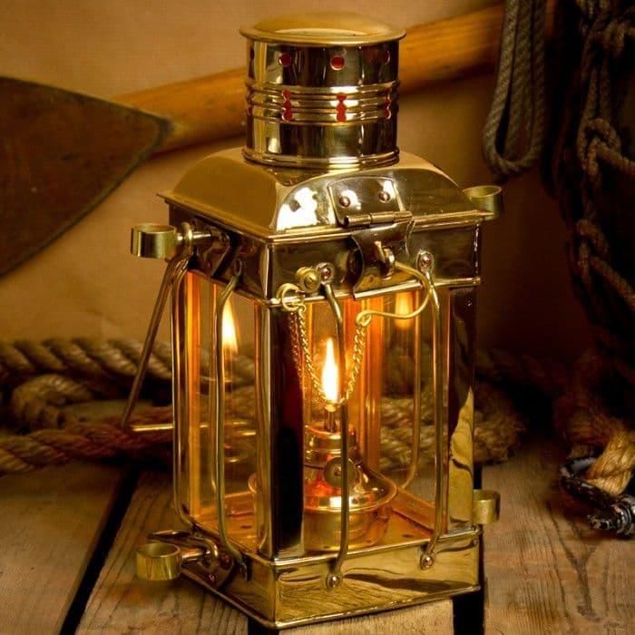 Brass  Nauticalia Cargo Oil Lamp  4106